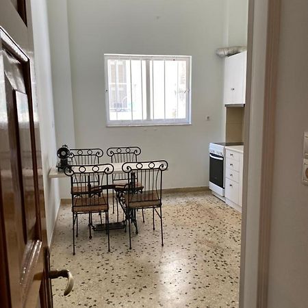 Apartament Graffiti Ground Floor Ateny Zewnętrze zdjęcie