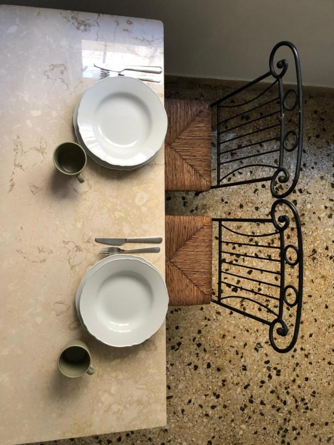 Apartament Graffiti Ground Floor Ateny Zewnętrze zdjęcie