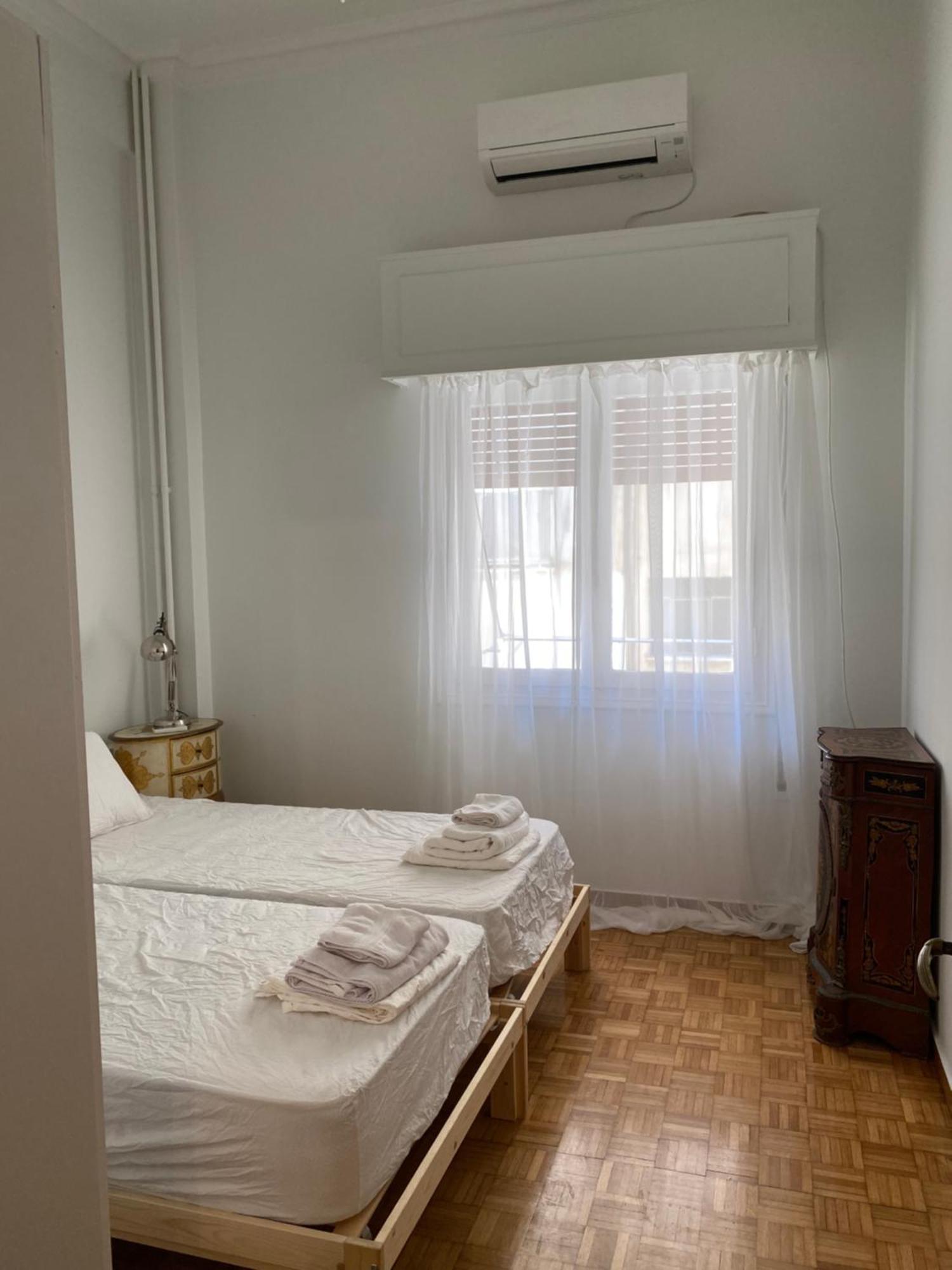 Apartament Graffiti Ground Floor Ateny Zewnętrze zdjęcie